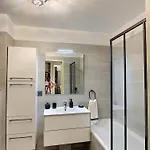 Apartment Palm With Swimming Pool In A